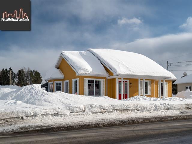 Property 720 Rue St-Joseph main img
