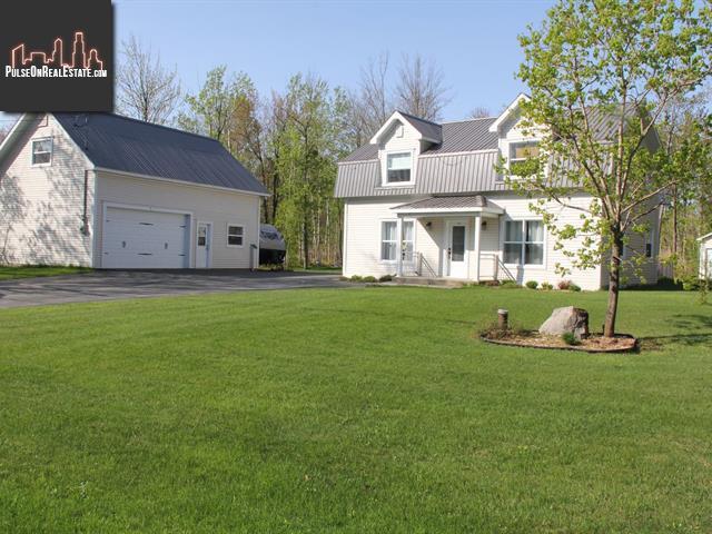 Property 19 Rue Boivin main img