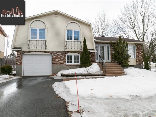 Property 10 Rue Cadillac main img