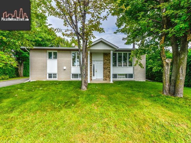 Property 3240 Rue Rouleau main img