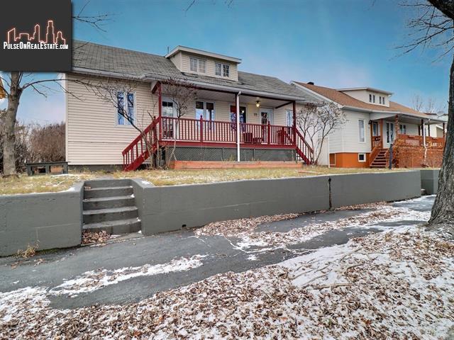 Property 77-79 Av. Chateauguay main img