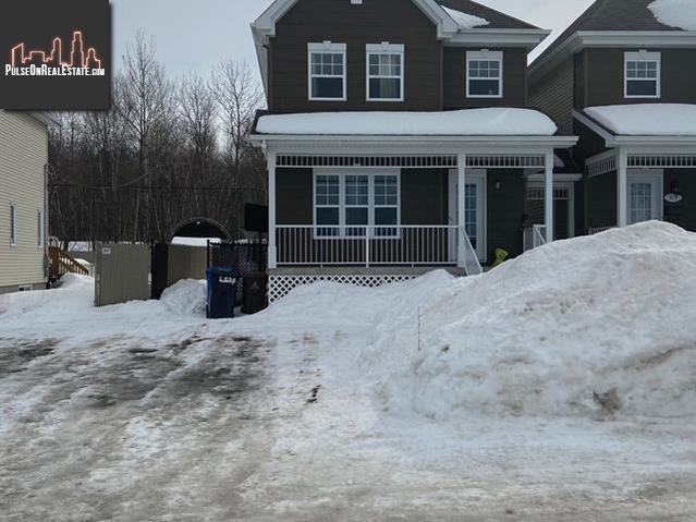 Property 2409 Rue Ethier main img