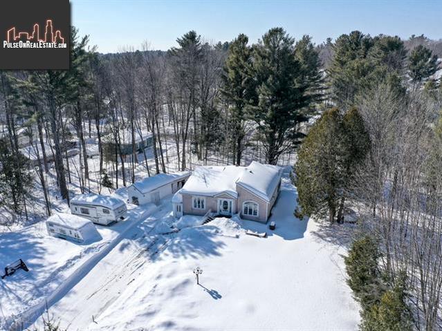 Property 1582 Rue Du Faisan main img