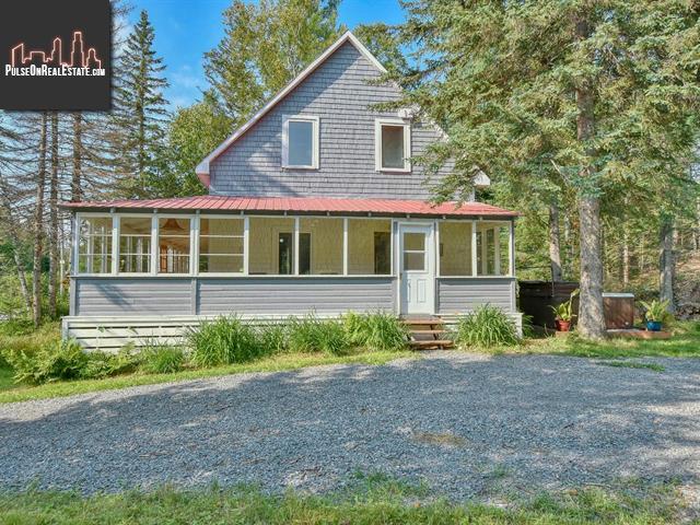 Property 3574 1er Rg De Doncaster main img
