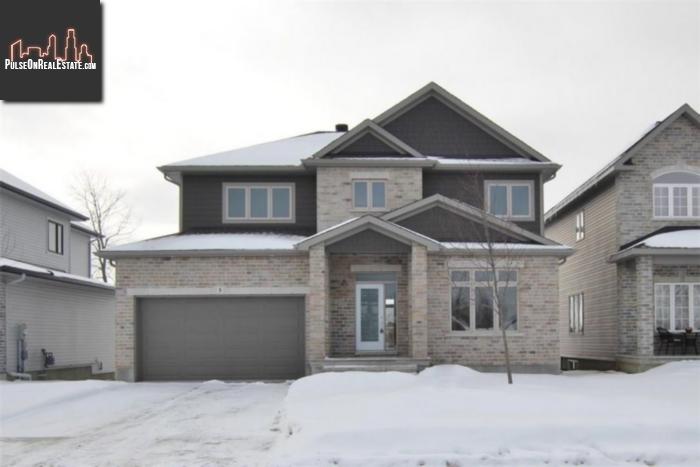 Property 17 Dulmage Crescent main img