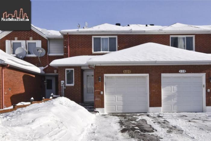 Property 120 Woodbury Crescent main img