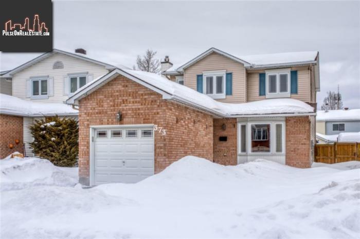 Property 373 Oaklawn Crescent main img