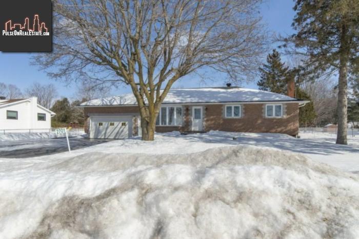 Property 2701 Charters Street main img