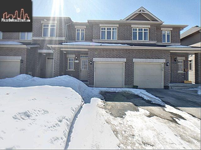 Property 274 Celtic Ridge Crescent main img