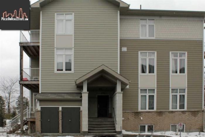 Property 293 Everest Private Unit#A main img