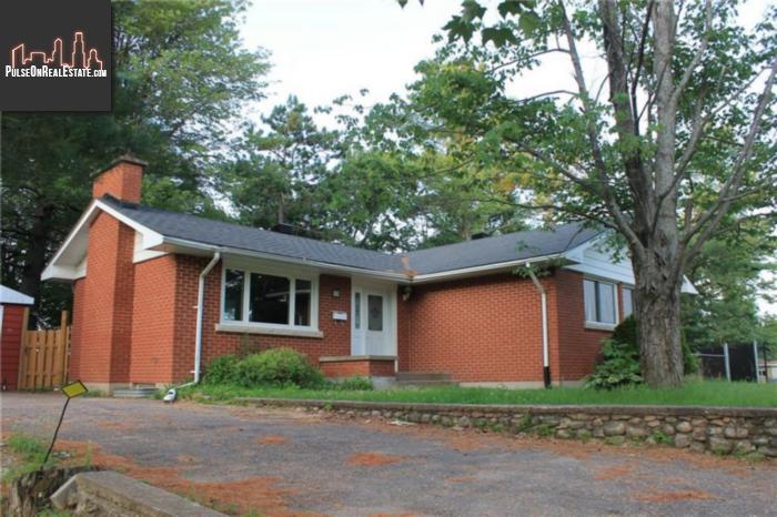 Property 23 Sunset Crescent main img