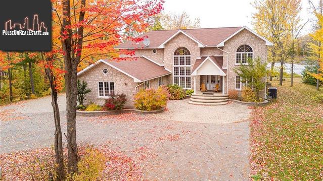 Property 65 Blue Danube Way main img