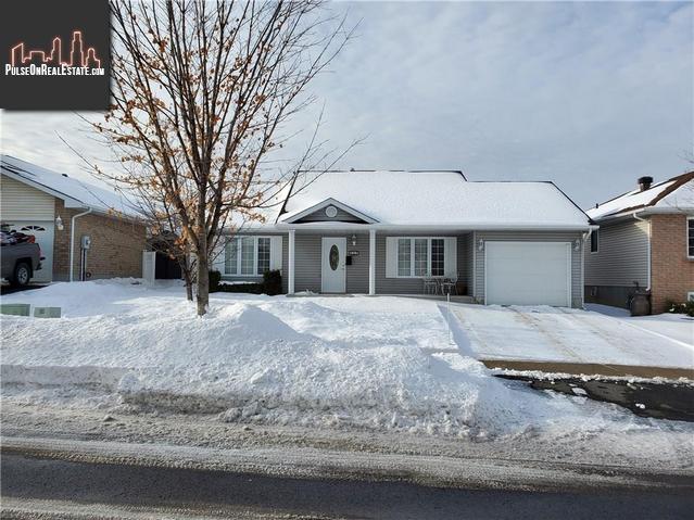 Property 117 Dunbar Avenue S main img