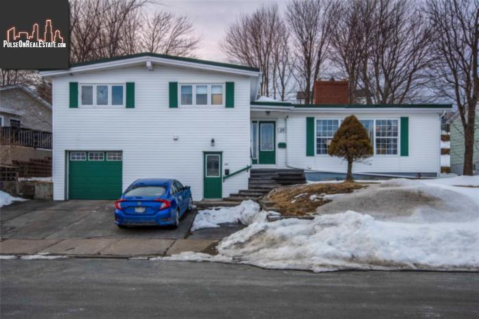 Property 20 Symonds Place main img