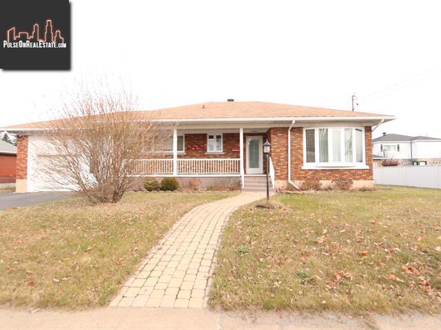 Property 750 16e Rue main img
