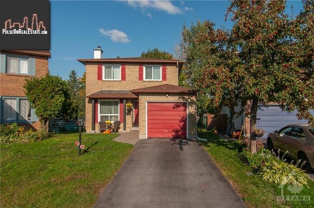 Property 77 Hewitt Way main img