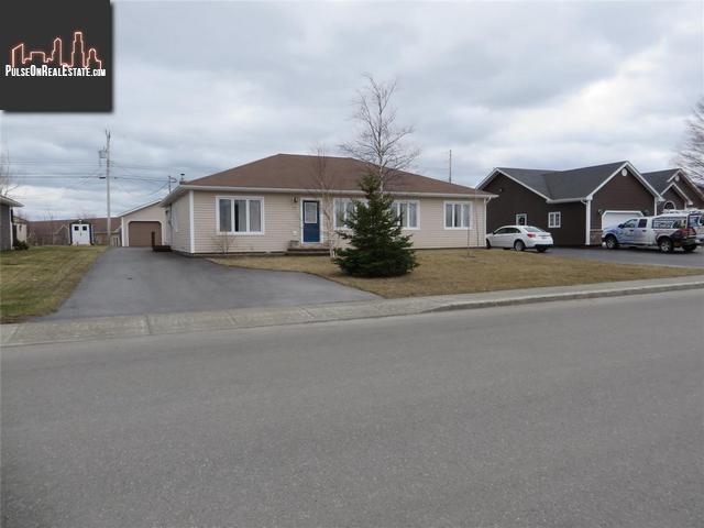 Property 74 Peddle Drive main img