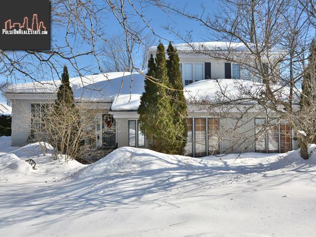 Property 236 Rue Du Ruisseau main img