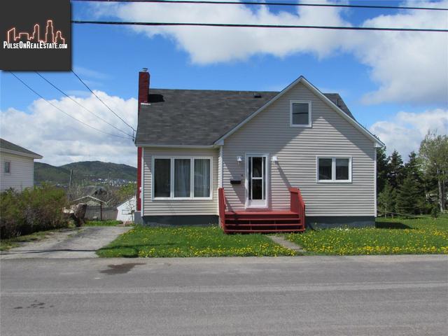 Property 14 Westview Avenue main img