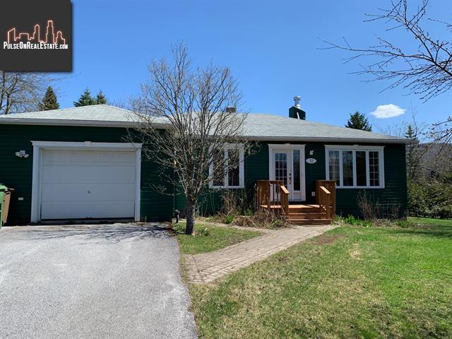 Property 12 Rue De Bromont main img