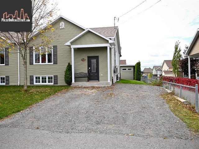 Property 86 Rue Suzanne-Bastien main img