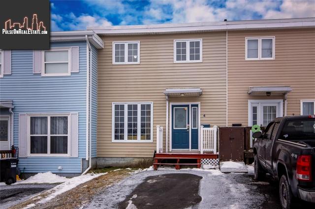 Property 4 Nascopie Crescent main img