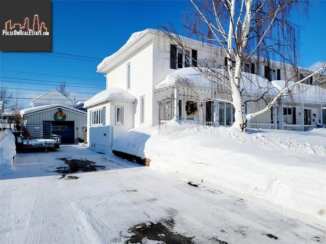 Property 731 Stirling Crescent main img