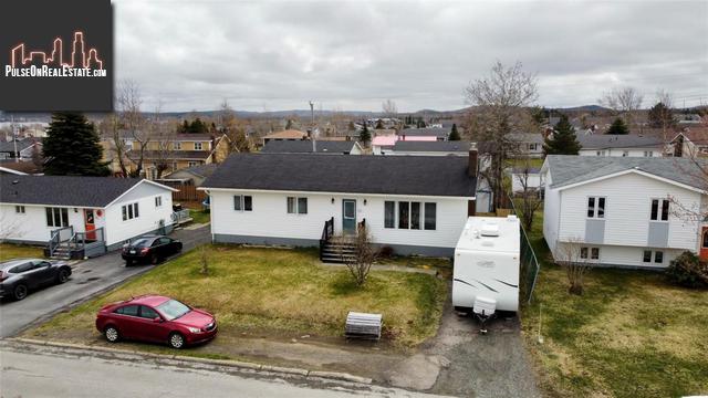 Property 33 Pine Avenue main img