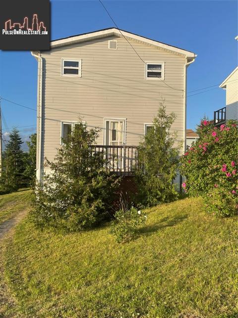 Property 8 Hillside Road main img