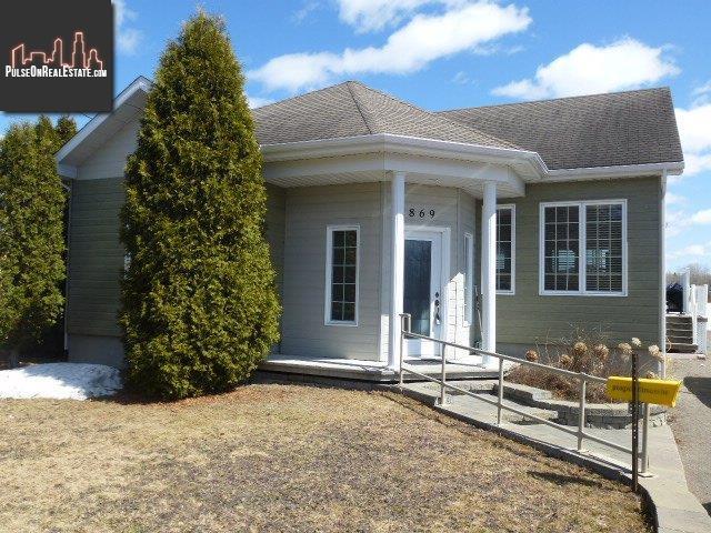Property 869 Rue Simard main img