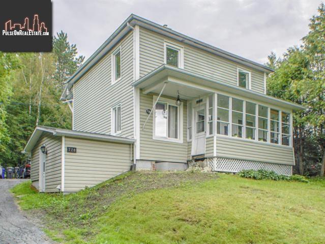 Property 700-720 Rue De Compton E. main img