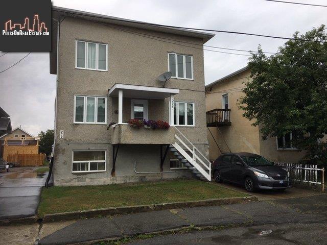 Property 272-274 Rue Perreault O. main img