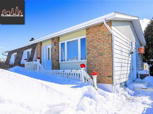 Property 3340 Rue Parenteau E. main img
