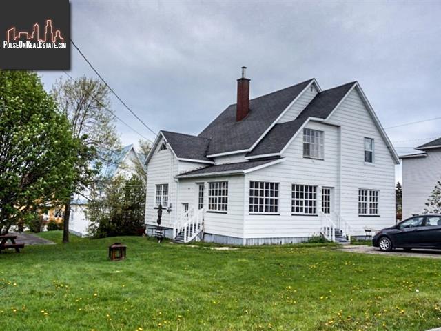 Property 304-306 Rue Ouellet main img