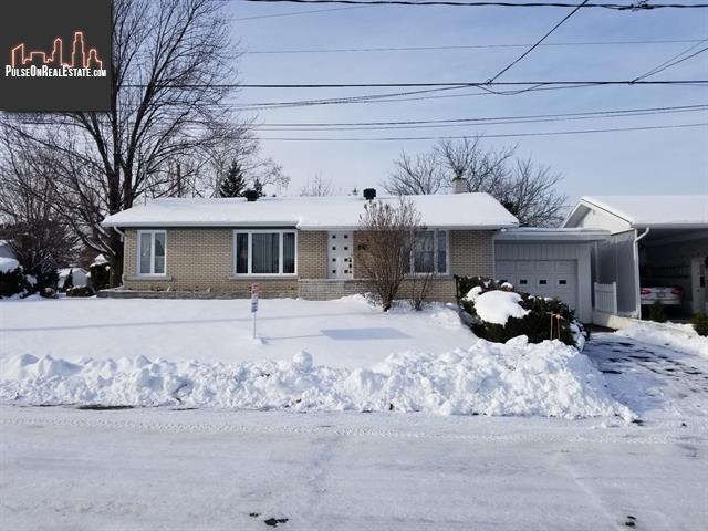 Property 1290 14e Avenue main img