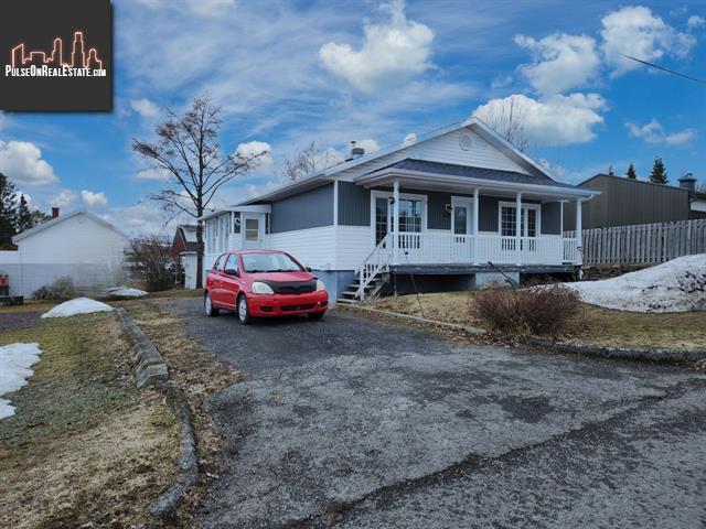 Property 100 Rue Blais main img