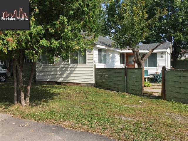 Property 29 38e Avenue main img