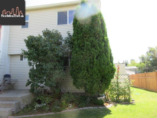 Property 1838 Douglas Street main img