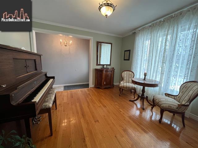 Property 3155 Rue Des Sittelles img1