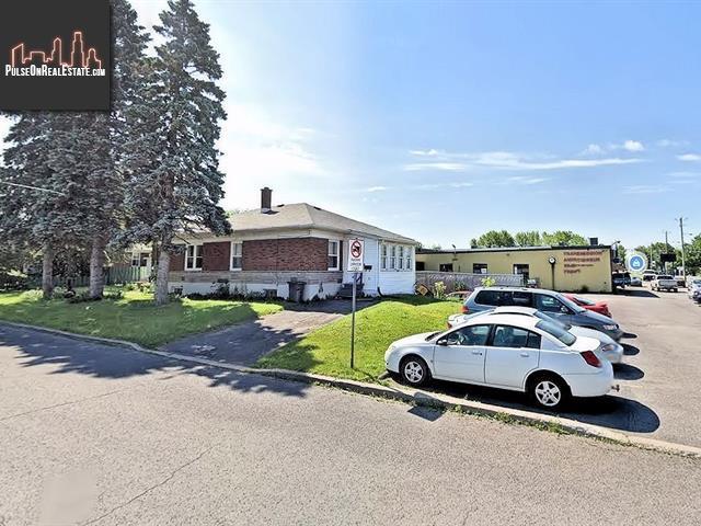 Property 860 Boul. Diberville main img