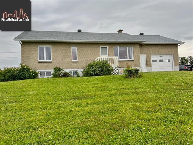 Property 1889 Ch. Des Chenard main img
