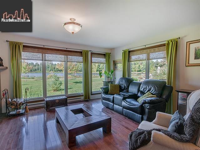 Property 21 Rue De La Fontaine main img