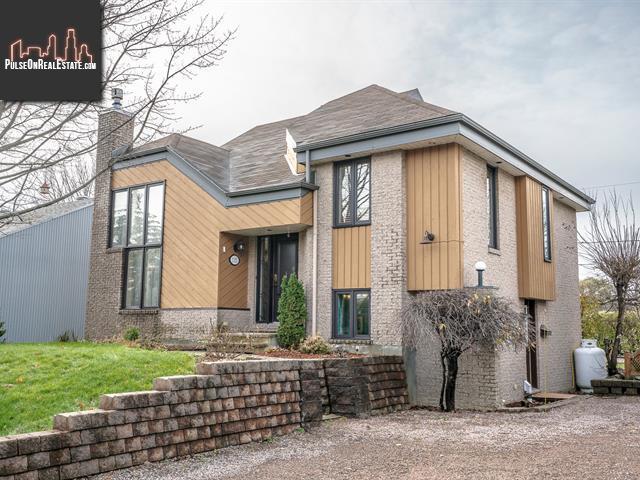 Property 112 Av. Godin main img