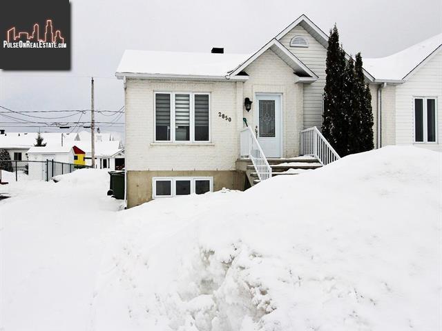 Property 2850 Rue Des Harfangs main img