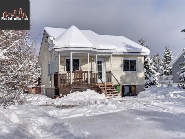 Property 827 Rue Alarie main img