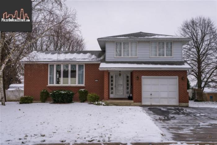 Property 218 Huntington Crescent main img