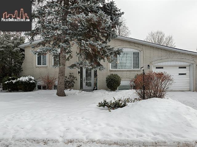 Property 345 Rue De La Salle main img