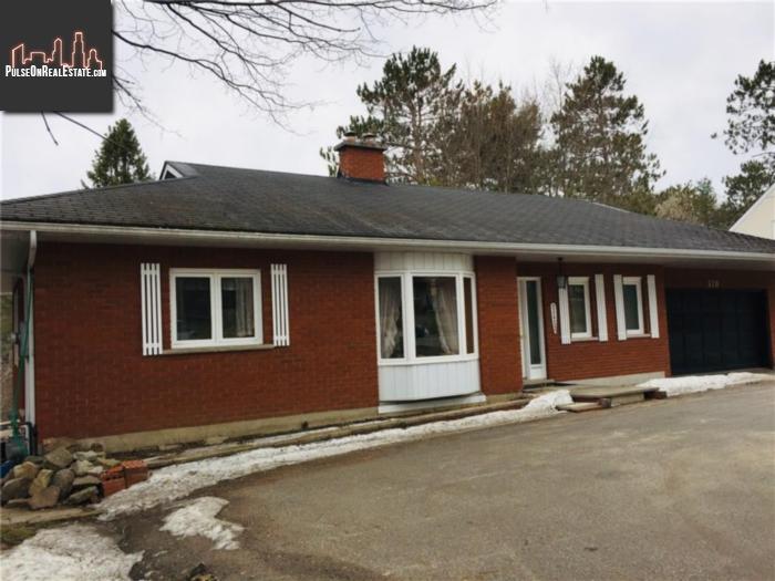 Property 310 Manitoba Street main img