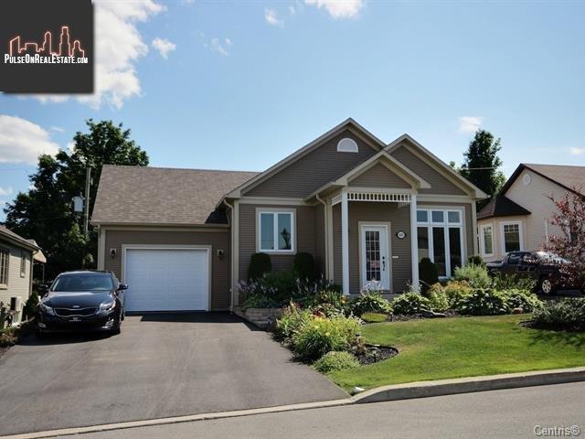 Property 405 Rue Des Peres main img
