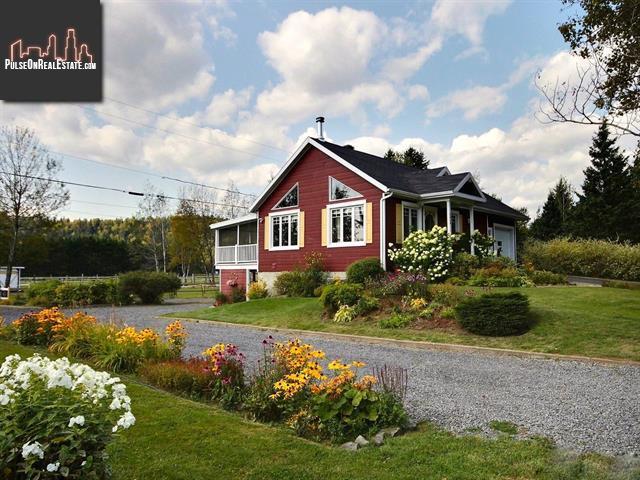 Property 2949 Rg St-Antoine main img